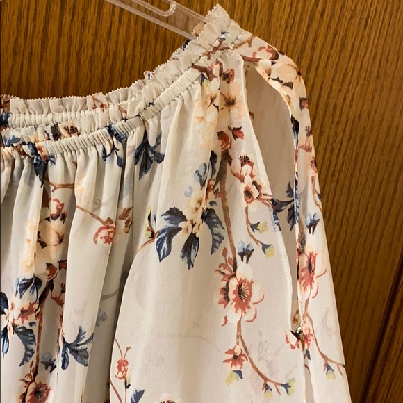 White House Black Market blouse Small - Picture 2 of 4